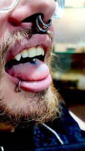 PIERCING LENGUA LABRET Y